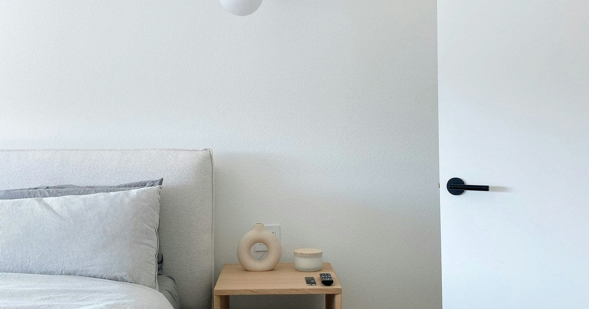 寝室のベッド（睡眠環境のイメージ）